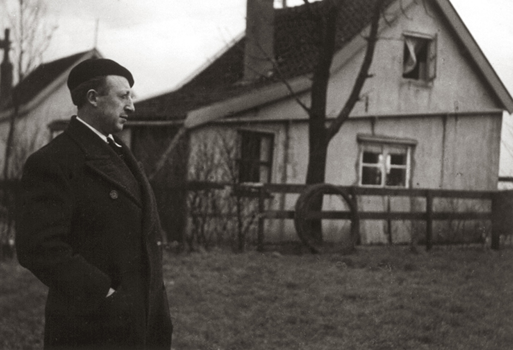 henk-chabot-achter-het-huis-aan-de-rotte.jpg (1)